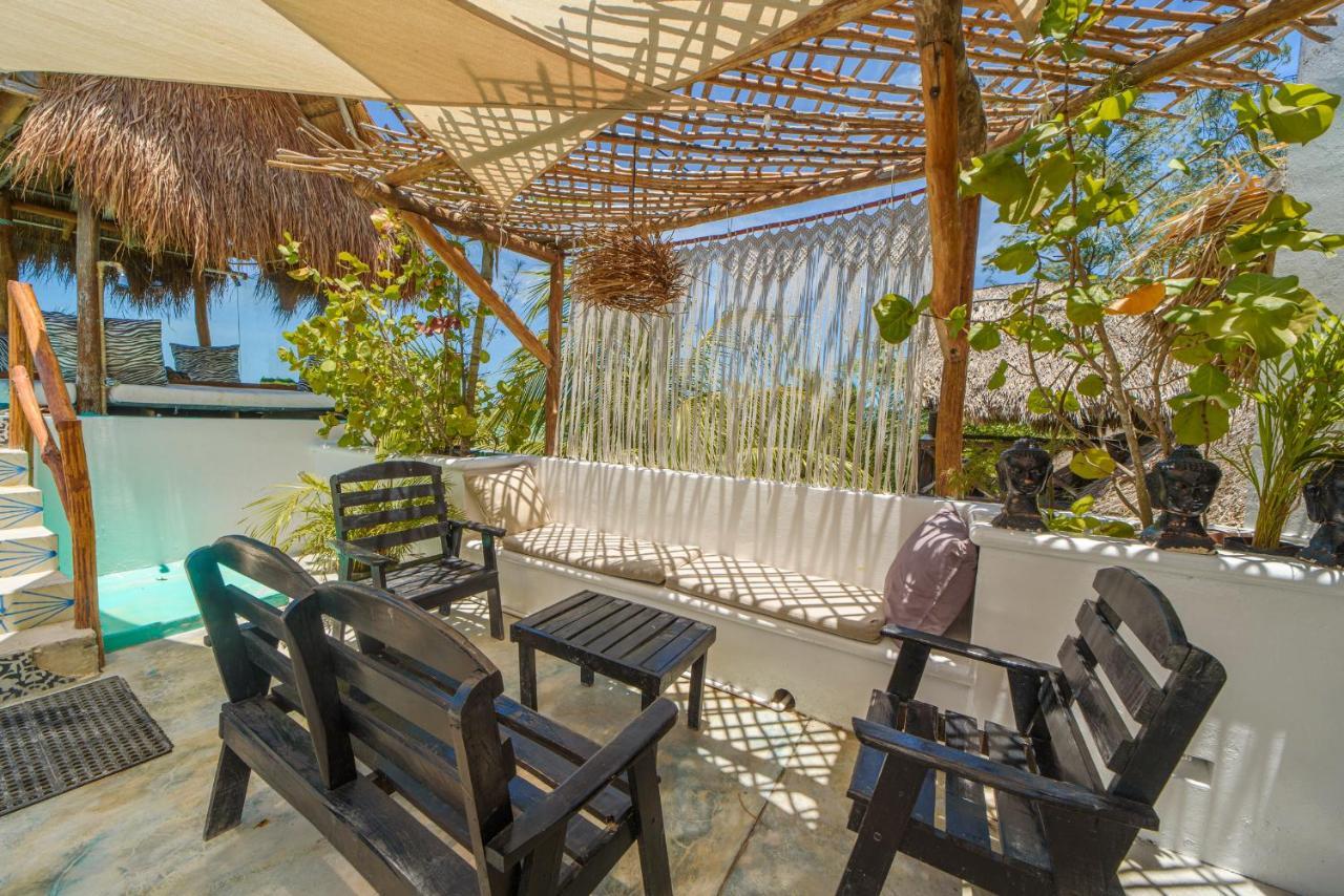 Hotel Villas Tiburon Остров Холбокс Экстерьер фото
