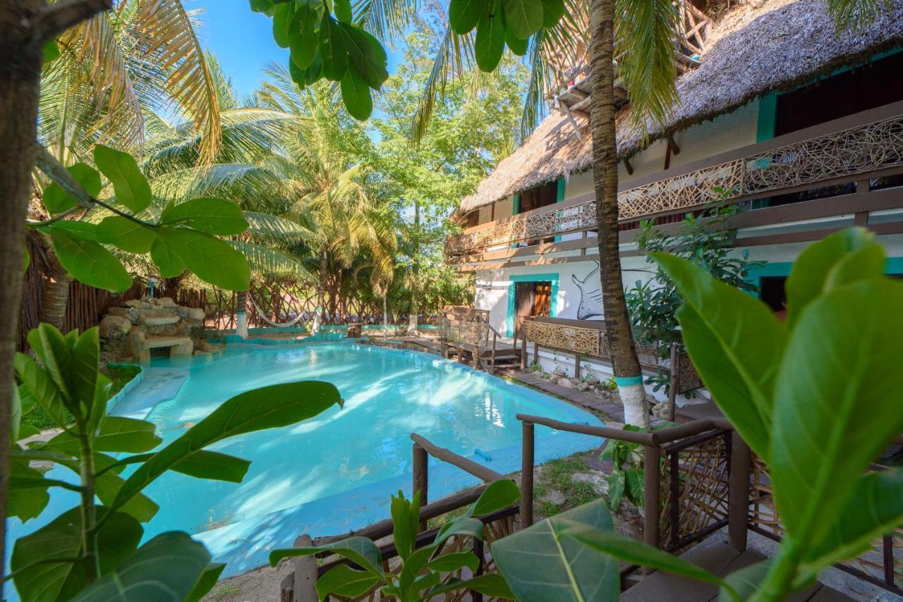 Hotel Villas Tiburon Остров Холбокс Экстерьер фото
