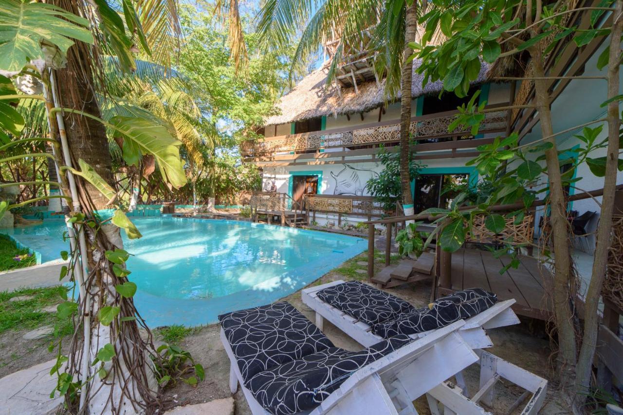 Hotel Villas Tiburon Остров Холбокс Экстерьер фото